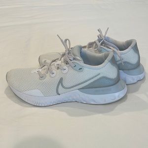 White Nike renew running shoes